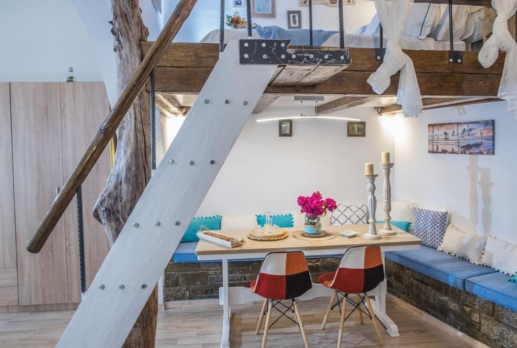 Menemar & Apt, By Idealstay Experience *
