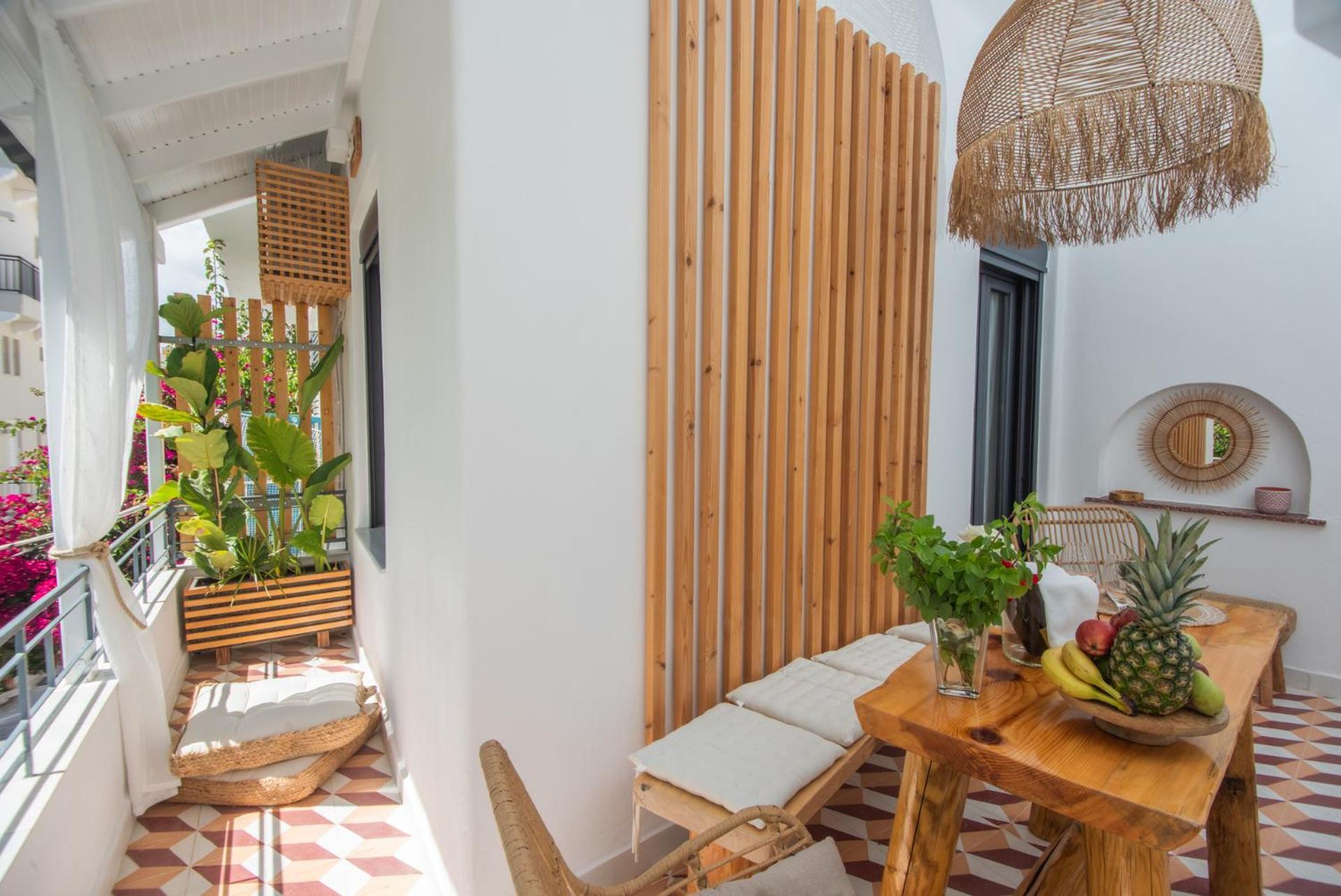 Menemar & Apt, By Idealstay Experience